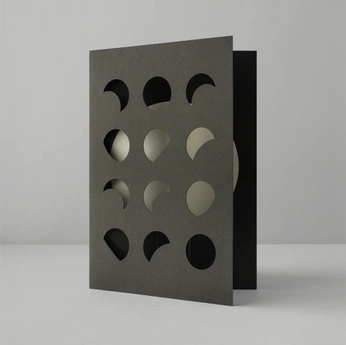 A cover of "book" cluster. The owner is uglymoon. The cluster consists of 1 element.