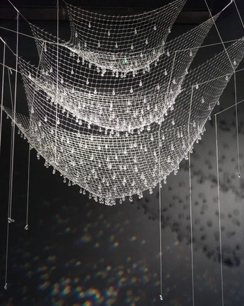 A cover of "LIGHT" cluster. The owner is oltre. The cluster consists of 20 elements.