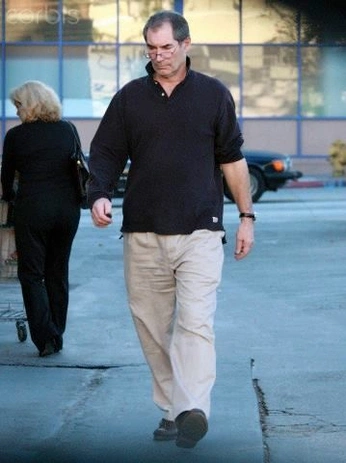 A cover of "Timothy Dalton" cluster. The owner is mr.rochester. The cluster consists of 240 elements.