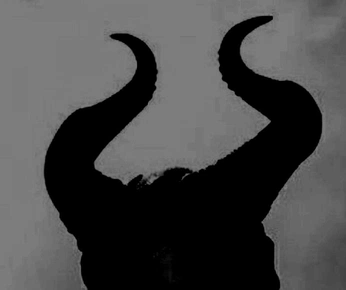 A cover of "Videoclip seisseisseis" cluster. The owner is dgstudio. The cluster consists of 24 elements.