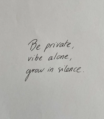 A cover of "Citation" cluster. The owner is lourseflorale. The cluster consists of 20 elements.