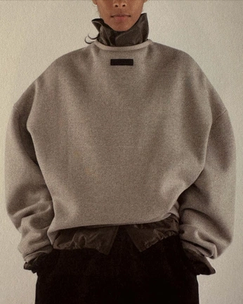 A cover of "crew necks" cluster. The owner is bhiii. The cluster consists of 10 elements.