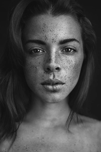 A cover of "Portrait" cluster. The owner is itsmalena. The cluster consists of 6 elements.