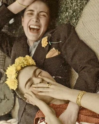 A cover of "portrait reference" cluster. The owner is birbvent. The cluster consists of 15 elements.