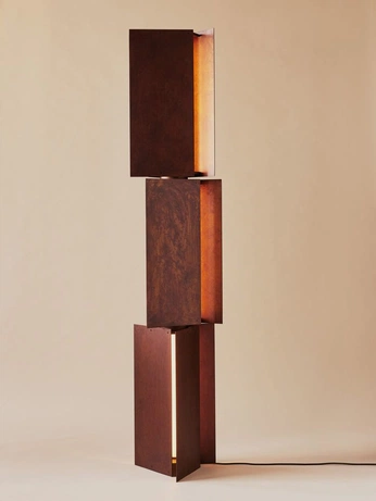 A cover of "Marcio" cluster. The owner is thaliiii. The cluster consists of 1 element.