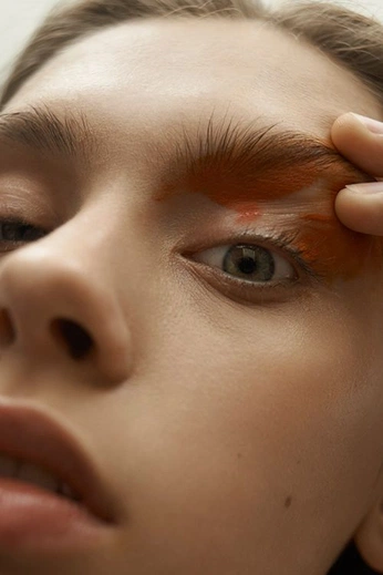 A cover of "makeup" cluster. The owner is yoongiah. The cluster consists of 2 elements.