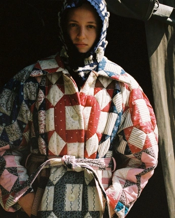 A cover of "Style" cluster. The owner is esygdesign. The cluster consists of 1 element.