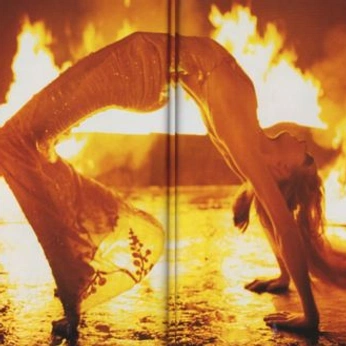 A cover of "Agni" cluster. The owner is terezamunnigh. The cluster consists of 13 elements.