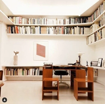 A cover of "apt" cluster. The owner is nicflori. The cluster consists of 9 elements.