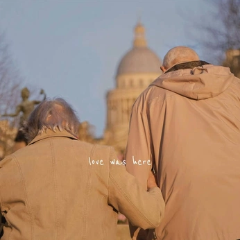 A cover of "travelguide" cluster. The owner is agustinatesio. The cluster consists of 36 elements.