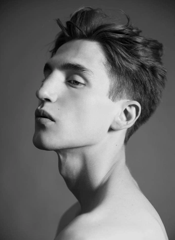 A cover of "MEN Portraits" cluster. The owner is celestiaart. The cluster consists of 2 elements.