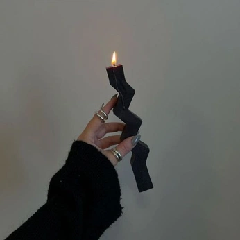 A cover of "Witchy vibes" cluster. The owner is delarainbow. The cluster consists of 13 elements.