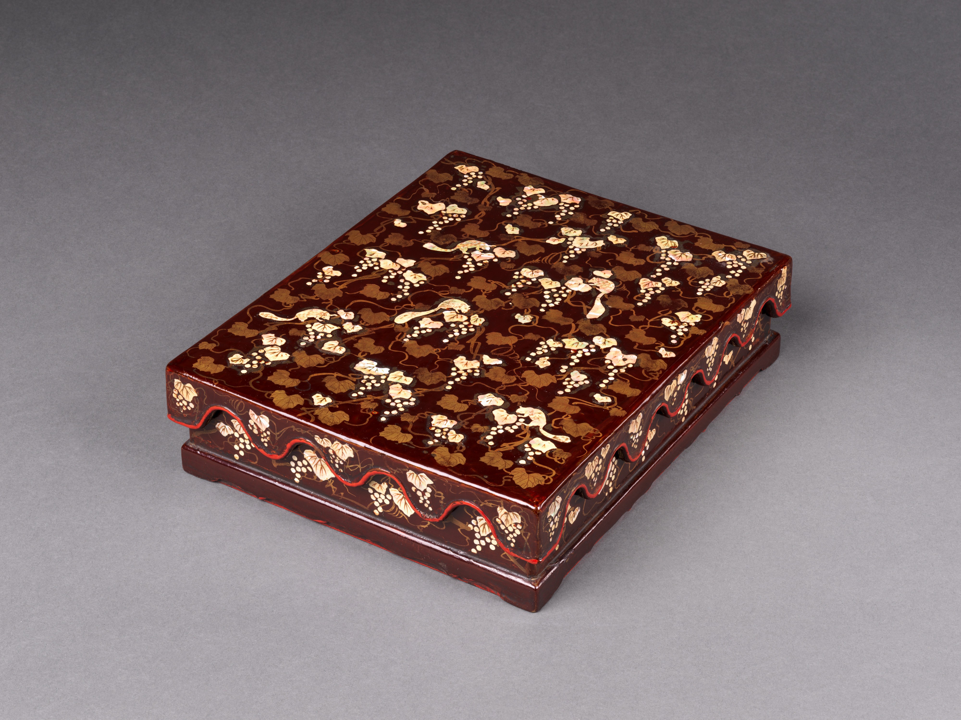 Writing box with decoration of grapes and squirrels