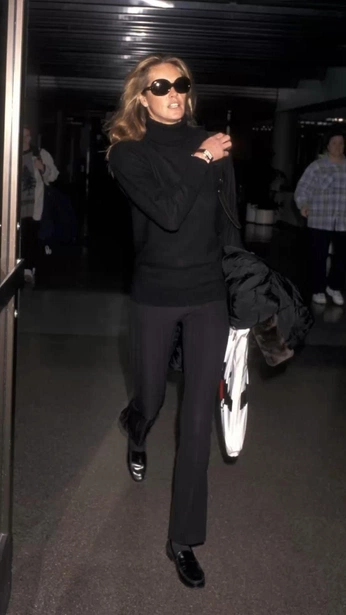 A cover of "Style" cluster. The owner is frankiessurf. The cluster consists of 1 element.