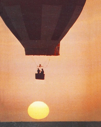 A cover of "EXPERIENCE" cluster. The owner is paeme. The cluster consists of 1 element.