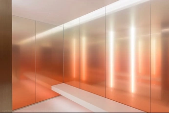 A cover of "Plexiglass wall" cluster. The owner is creeative. The cluster consists of 1 element.