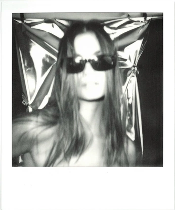 A cover of "b & w" cluster. The owner is ja202. The cluster consists of 4 elements.