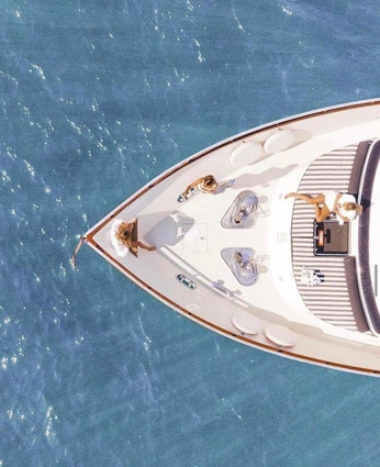 A cover of "Yachting" cluster. The owner is fgiyachtgroup. The cluster consists of 43 elements.
