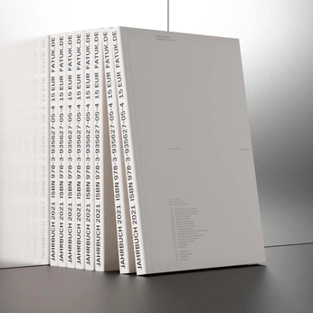 A cover of "editions" cluster. The owner is mlou.lbr. The cluster consists of 9 elements.