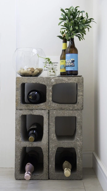 A cover of "Objects" cluster. The owner is balqui. The cluster consists of 2 elements.