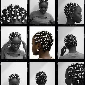 A cover of "Paracosm Look" cluster. The owner is romacastellanos. The cluster consists of 13 elements.