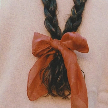 A cover of "blush" cluster. The owner is fragmente. The cluster consists of 84 elements.