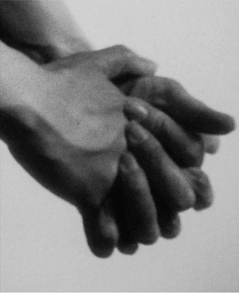 A cover of "hands" cluster. The owner is kindsoul. The cluster consists of 18 elements.