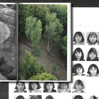 A cover of "photo books" cluster. The owner is juliosimon. The cluster consists of 20 elements.