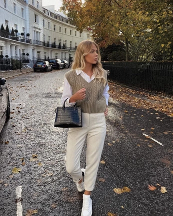 A cover of "Casual" cluster. The owner is ladymary. The cluster consists of 8 elements.