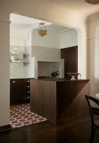 A cover of "interior" cluster. The owner is artarchivestudio. The cluster consists of 3 elements.