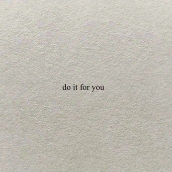 A cover of "Quotes" cluster. The owner is lucilla. The cluster consists of 1 element.