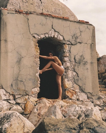 A cover of "Consonno" cluster. The owner is lindafornari. The cluster consists of 38 elements.