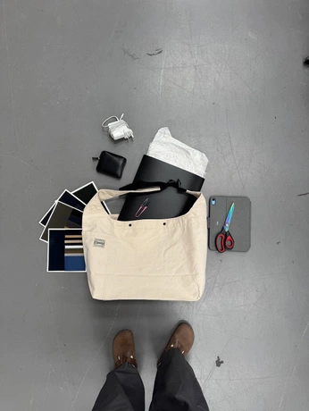 A cover of "Archive : Social" cluster. The owner is victormaza. The cluster consists of 41 elements.