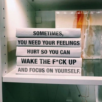 A cover of "Inspirational Quotes" cluster. The owner is weaklystars. The cluster consists of 12 elements.