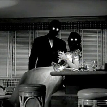 A cover of "Vintage horror" cluster. The owner is horrorstorage. The cluster consists of 4 elements.