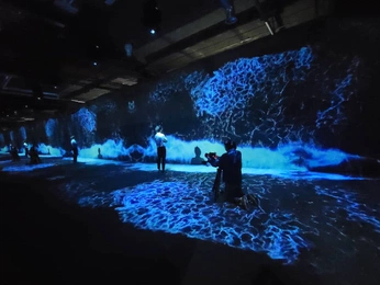 A cover of "Stage Design" cluster. The owner is tonez. The cluster consists of 12 elements.