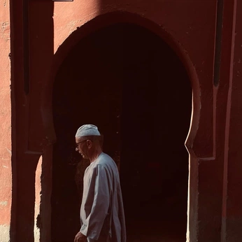 A cover of "3rbi Moods" cluster. The owner is amorquia. The cluster consists of 49 elements.