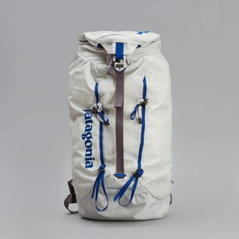 A cover of "Backpack" cluster. The owner is bosshoggduke. The cluster consists of 6 elements.