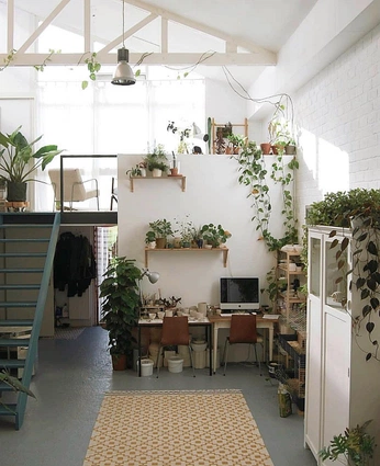 A cover of "Room" cluster. The owner is deliciousdrawer. The cluster consists of 29 elements.