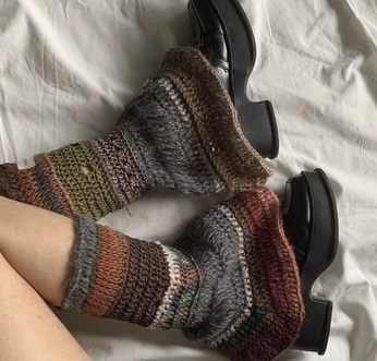 A cover of "crochet/yarn" cluster. The owner is coffeebeans156. The cluster consists of 8 elements.