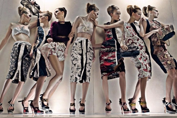 A cover of "Fashion" cluster. The owner is newatlas. The cluster consists of 2 elements.