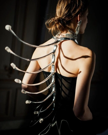 A cover of "art" cluster. The owner is maddicasaiz. The cluster consists of 3 elements.