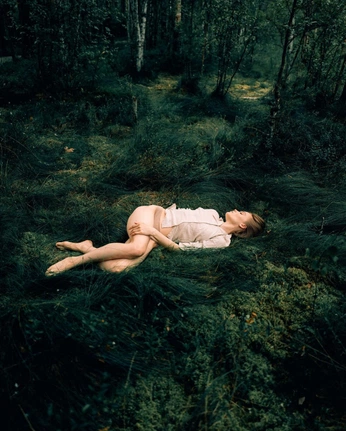 A cover of "N A T U R E" cluster. The owner is amyhi. The cluster consists of 3 elements.