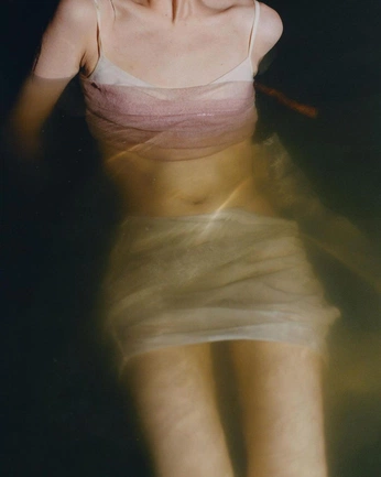 A cover of "moisey inspo" cluster. The owner is lenamoisey. The cluster consists of 513 elements.