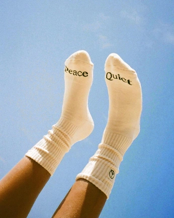 A cover of "Moodboard" cluster. The owner is niftyclaudia. The cluster consists of 10 elements.