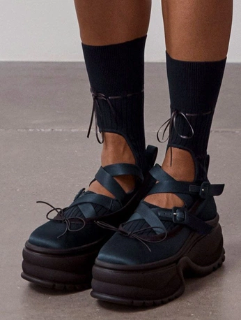 A cover of "Fits & Accessories" cluster. The owner is irmarnee. The cluster consists of 3 elements.