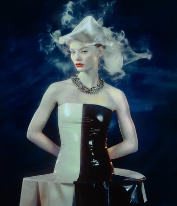 A cover of "caos" cluster. The owner is ginnn. The cluster consists of 1 element.