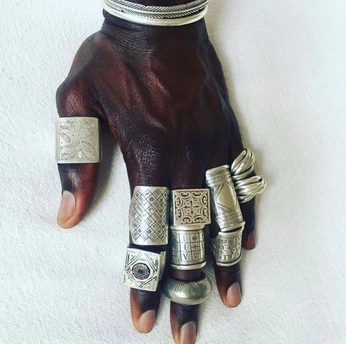 A cover of "Style Inside" cluster. The owner is riverxart. The cluster consists of 161 elements.