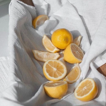 A cover of "Lemon" cluster. The owner is annagb. The cluster consists of 27 elements.