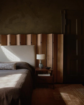 A cover of "Bedroom" cluster. The owner is avinsky. The cluster consists of 1 element.